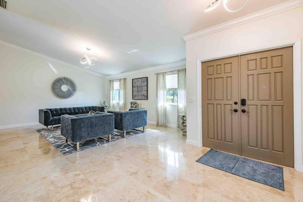 4/3.5 House With Pool- Boynton Beach, Fl. Hébergement de vacances