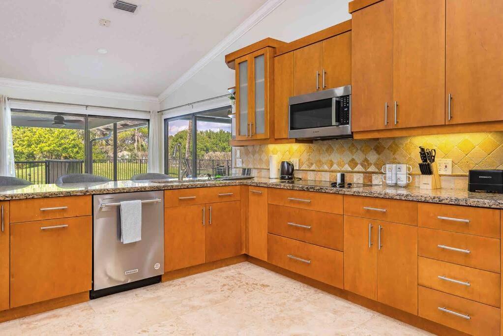 4/3.5 House With Pool- Boynton Beach, Fl. Hébergement de vacances *