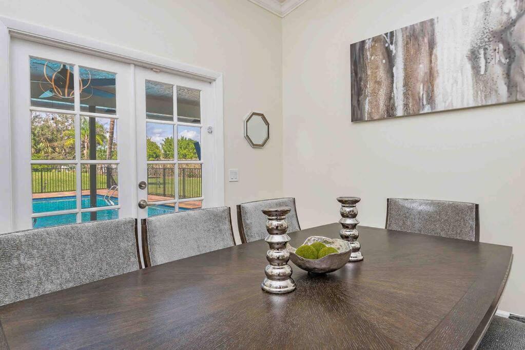 Hébergement de vacances 4/3.5 House With Pool- Boynton Beach, Fl.